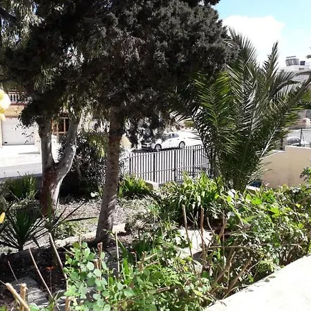 Sunny Large Terrace Wifi Airconditioners Bbq *