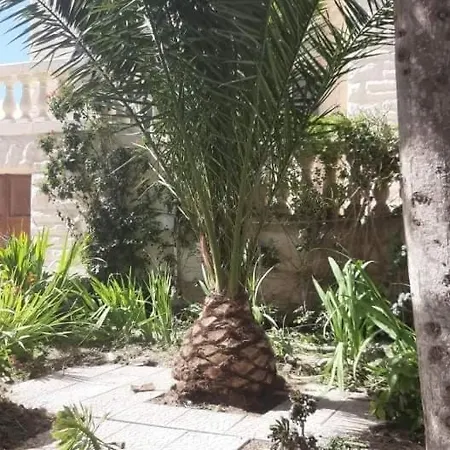 Sunny Large Terrace Wifi Airconditioners Bbq Apartmán *